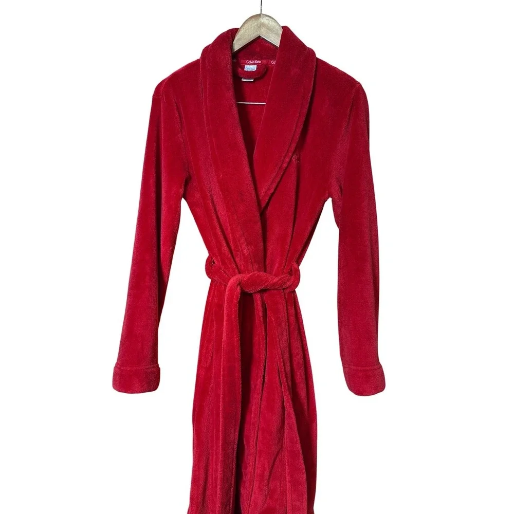 Valentines‎ Spa Gift set, Calvin Klein Red Plush Robe XS/SCandle,Mask,Bath Salts